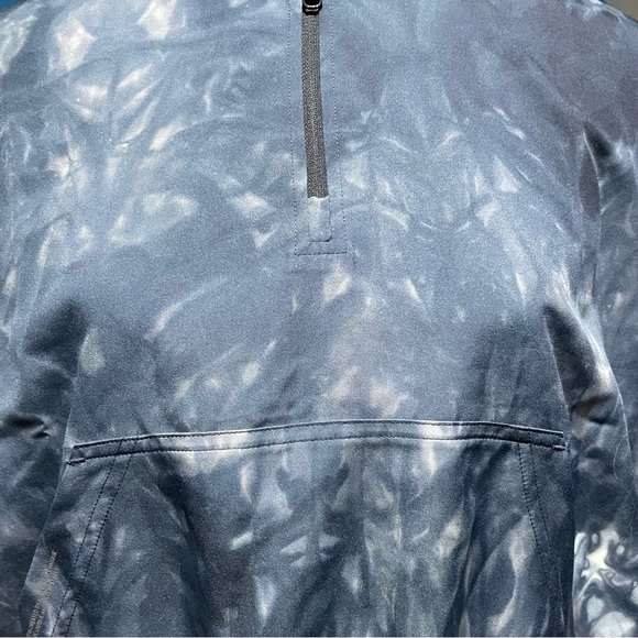 Adidas Cute Cropped Windbreaker! - Picture 2 of 5